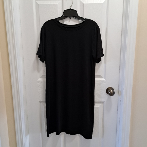 ❤️ BCBGeneration 2 Pack Dresses Black White Striped Solid Women's Medium Dresses - Picture 16 of 16